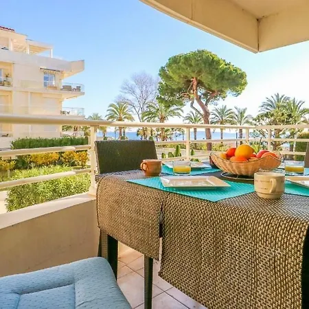 Ocean View Royal Palm Apartment *
